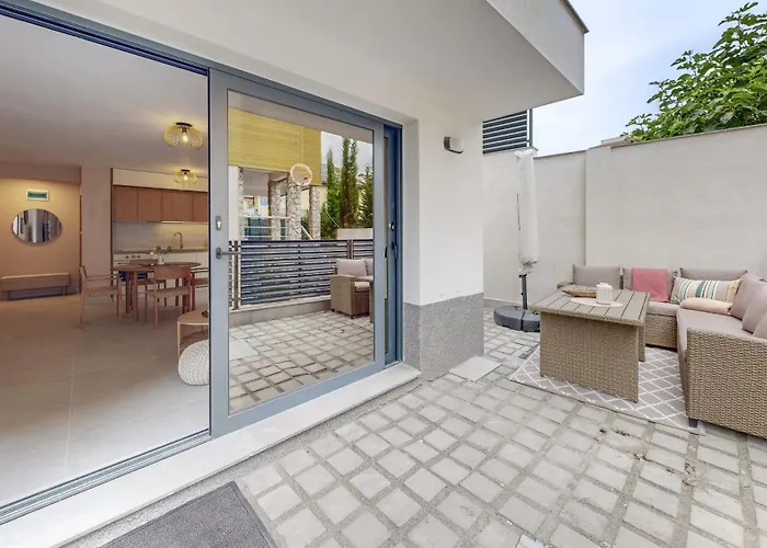 Bellaviastay, Flat Apolonia 1bd Apartment