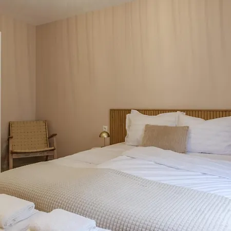 Bellaviastay, Flat Apolonia 1bd * Бургас