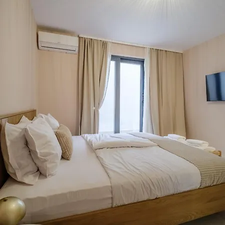 Bellaviastay, Flat Apolonia 1bd Апартаменты *