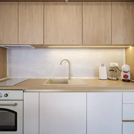 Bellaviastay, Flat Apolonia 1bd Бургас